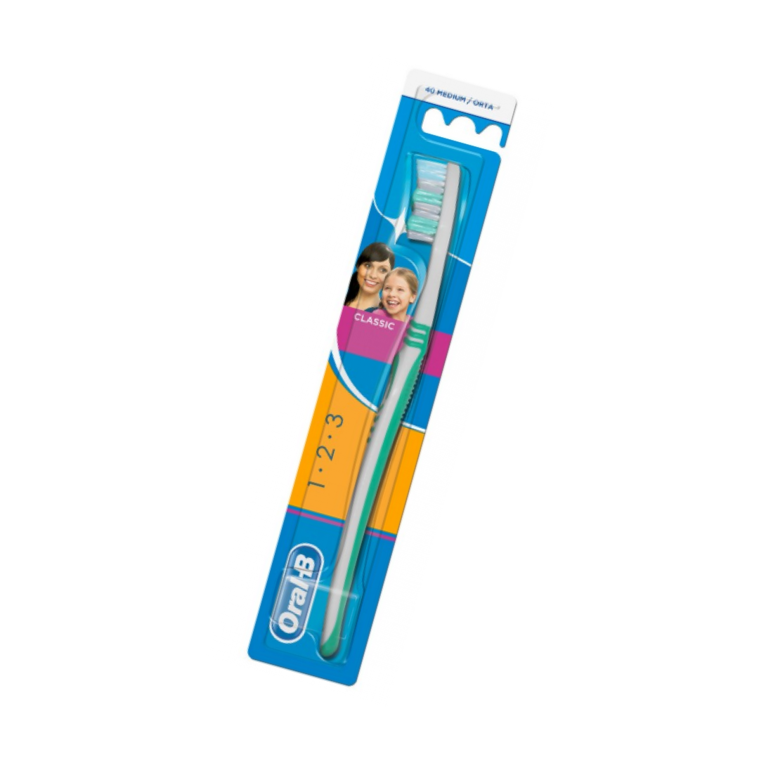 oral-B Oral-B Brosse a Dents Classic Medium - Image 1